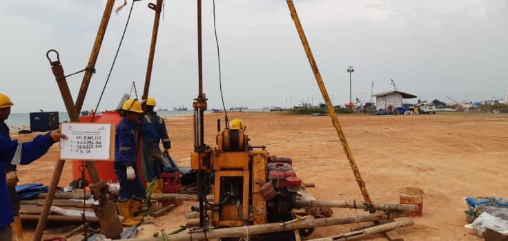 Evaluasi Potensi Likuefaksi - East Java Multipurpose Terminal (EJMT) Phase 1A and 1B Development Project